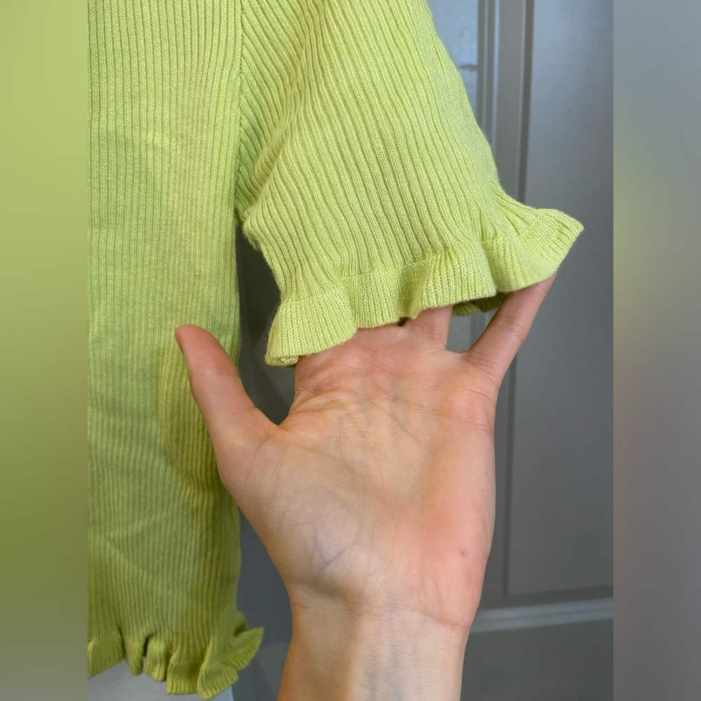 Threadbare Bright Lime Green Knit Ruffled Button Up Crop Top Size 4/Small - Picture 2 of 5